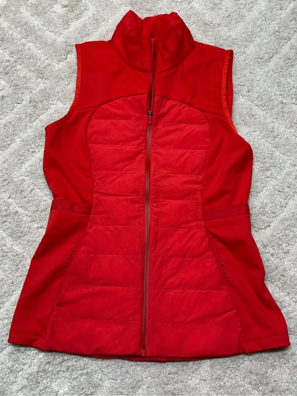 Lululemon Down For It All Vest Size 8 Carnation Red